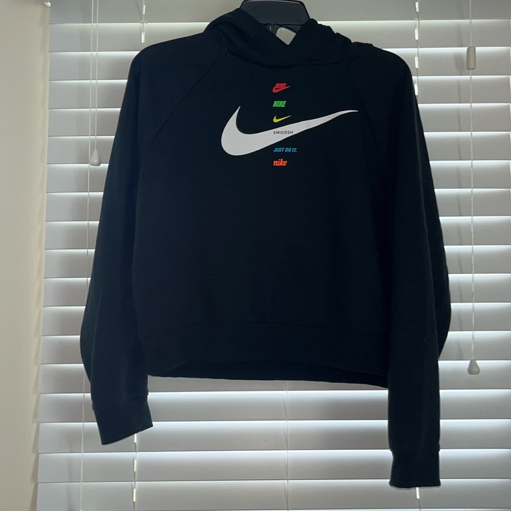 Black cropped Nike hoodie